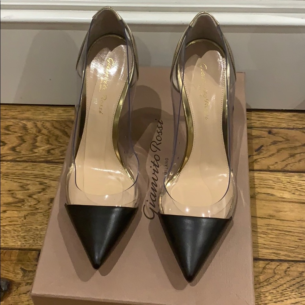 COPY - Gianvito Rossi PVC/plexi pump